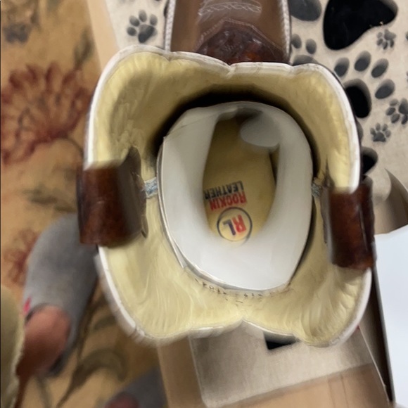 Ladies New in the box Rockin Boots size 10-med Retail $279.00 a dealat $139.00 - Picture 4 of 4